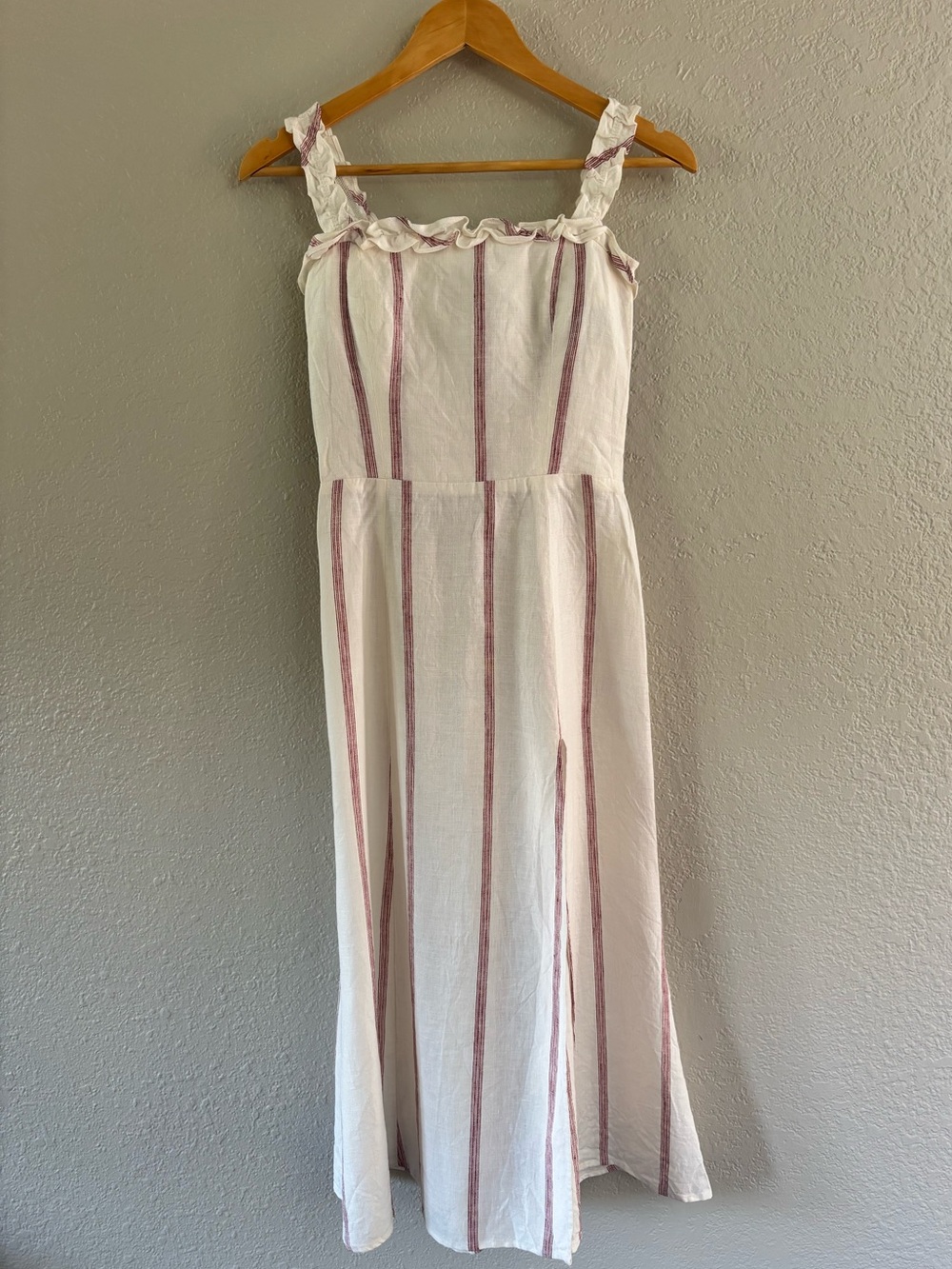 Reformation Lavender Midi Dress Red Licorice 100% Linen Smocked Ruffle Strap (4)